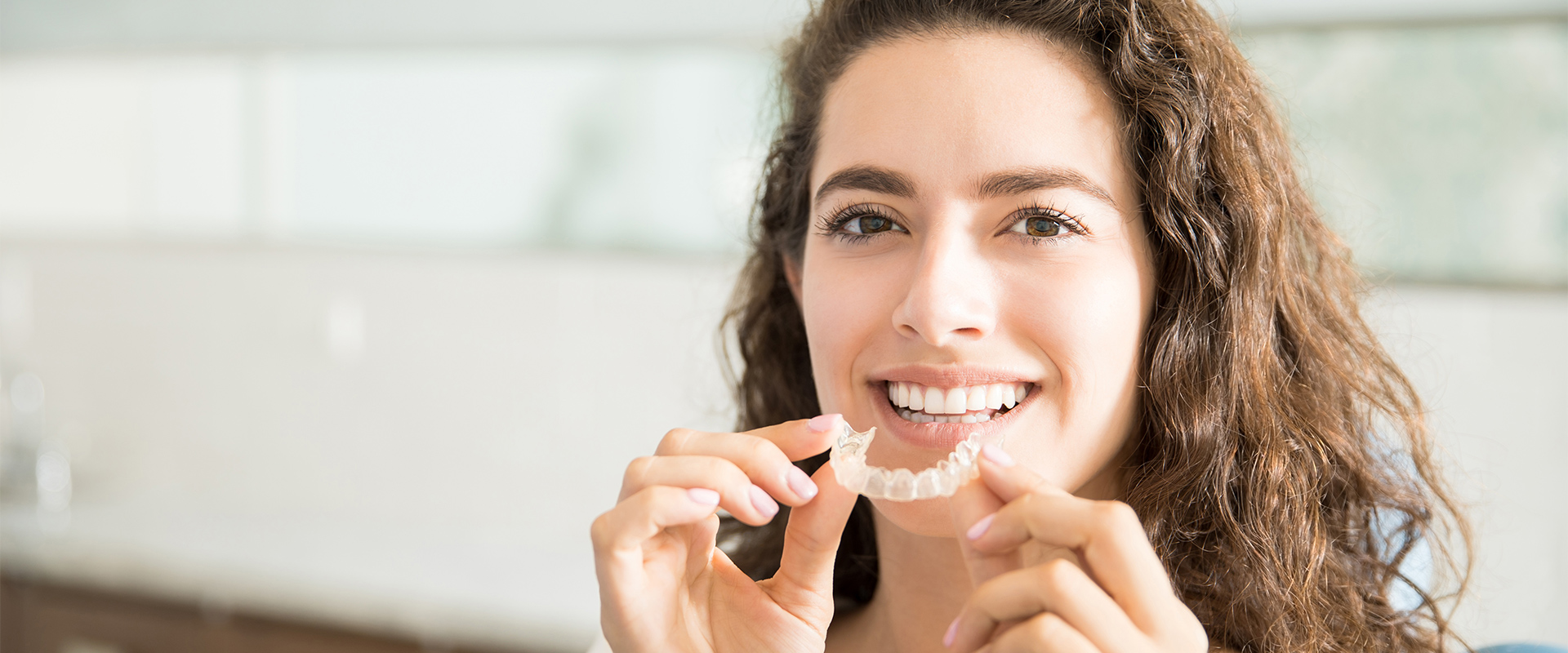 Invisalign (Şeffaf Plak) Tedavisi